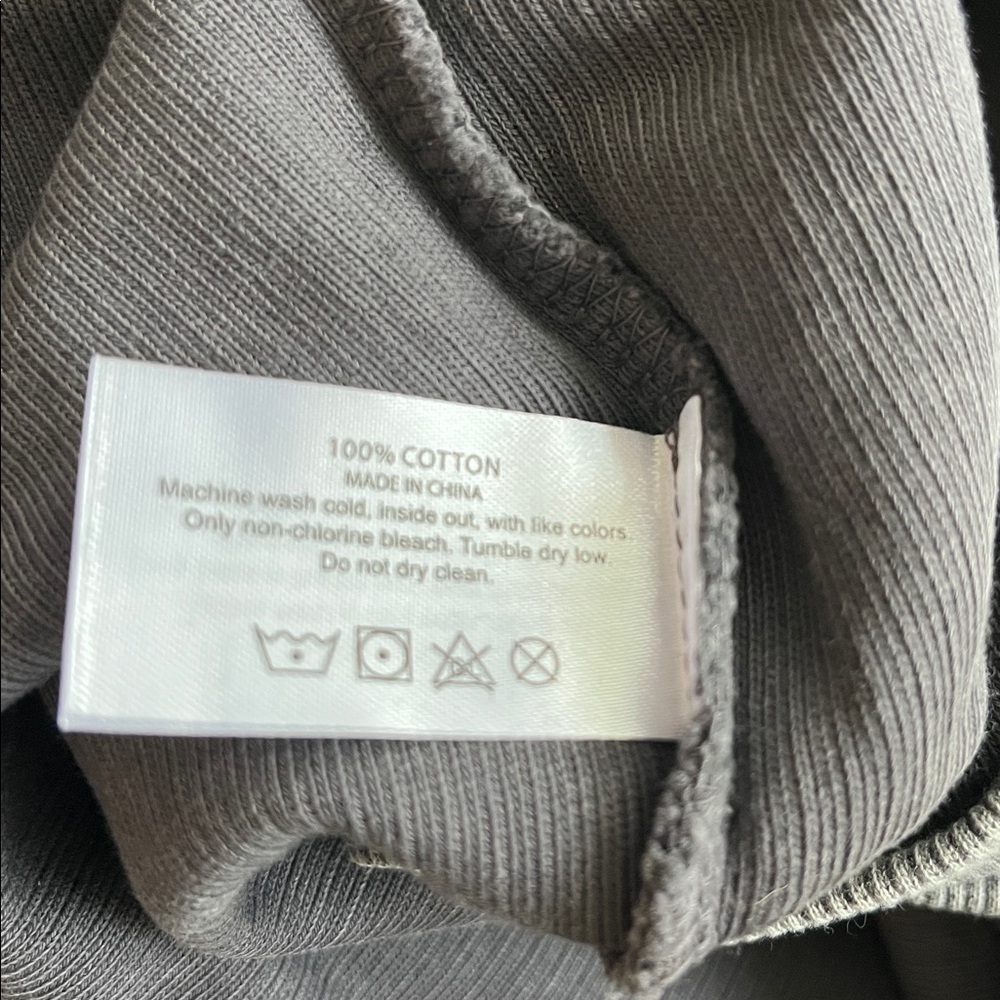 Ribbed pullover - Picture 3 of 6